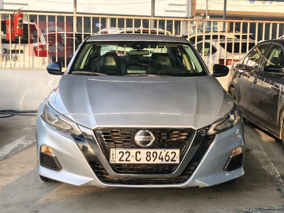 نیسان ئەلتیما